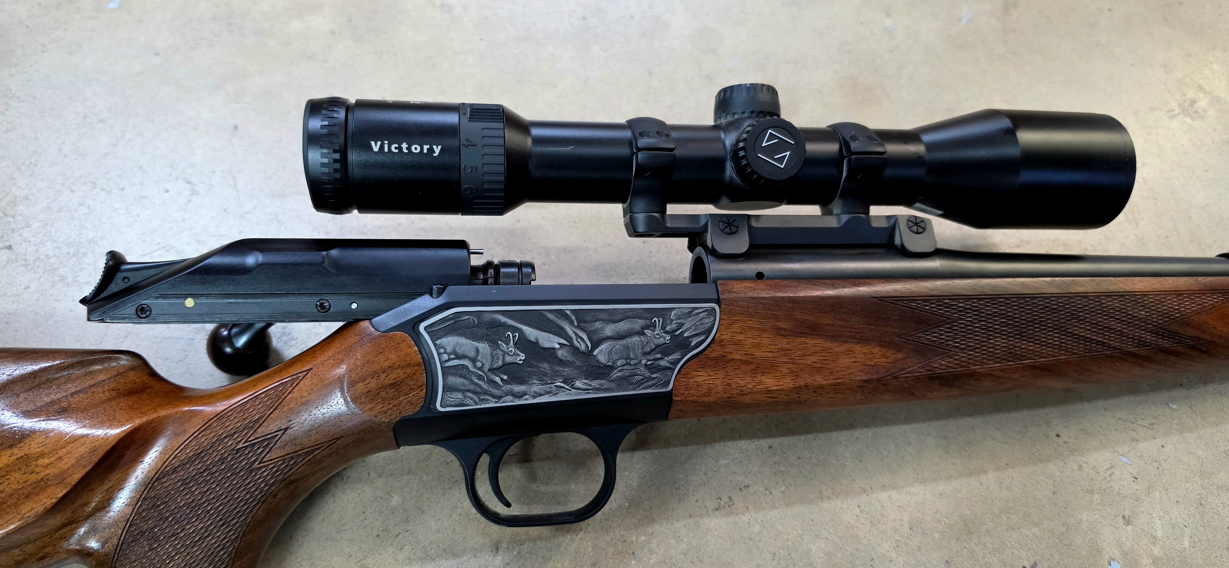 Blaser R93 luxe gauchère 7x64 + Zeiss diavary 1.5-6x42 d'occasion